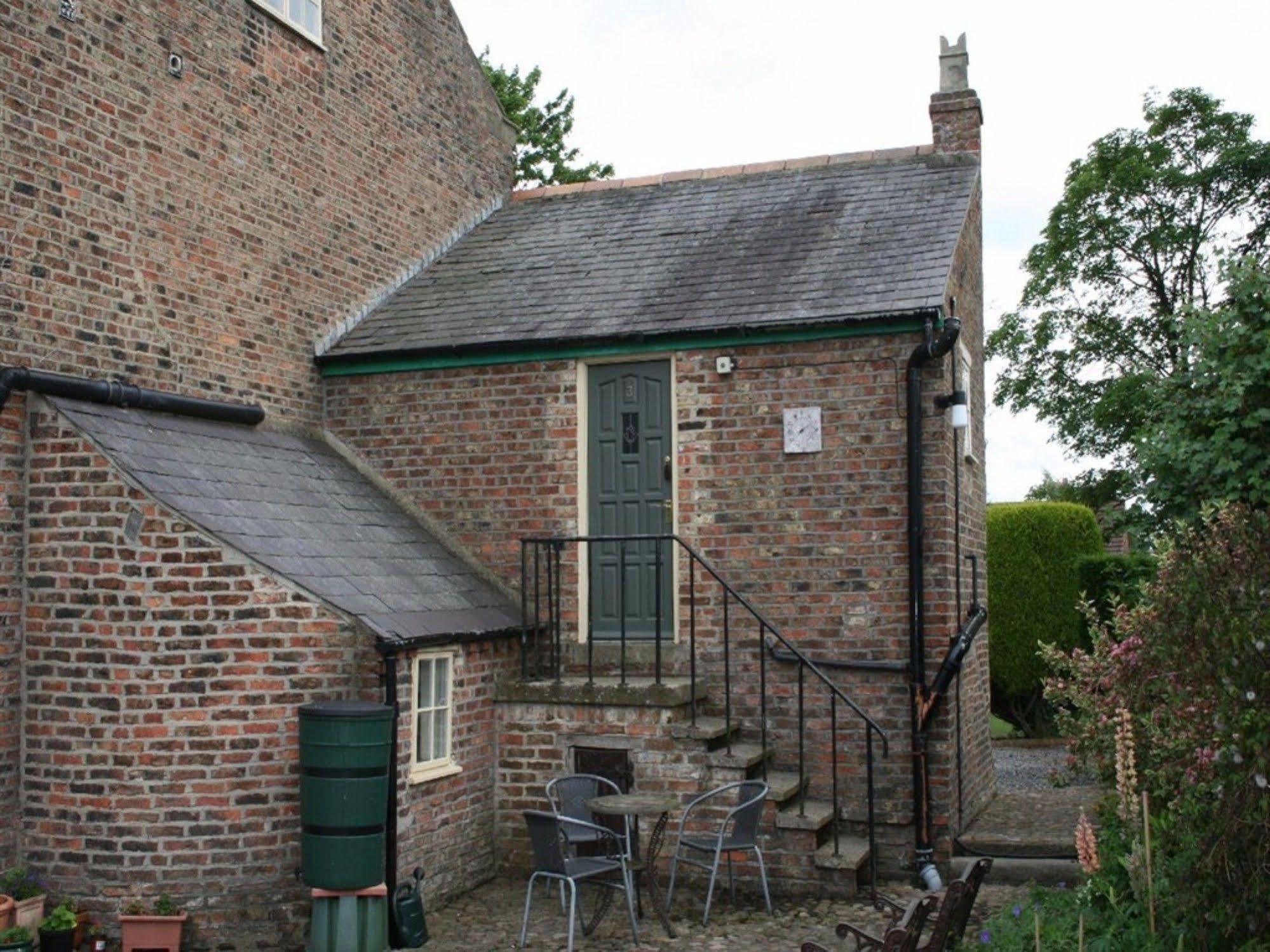 The Manor Guest House York Buitenkant foto