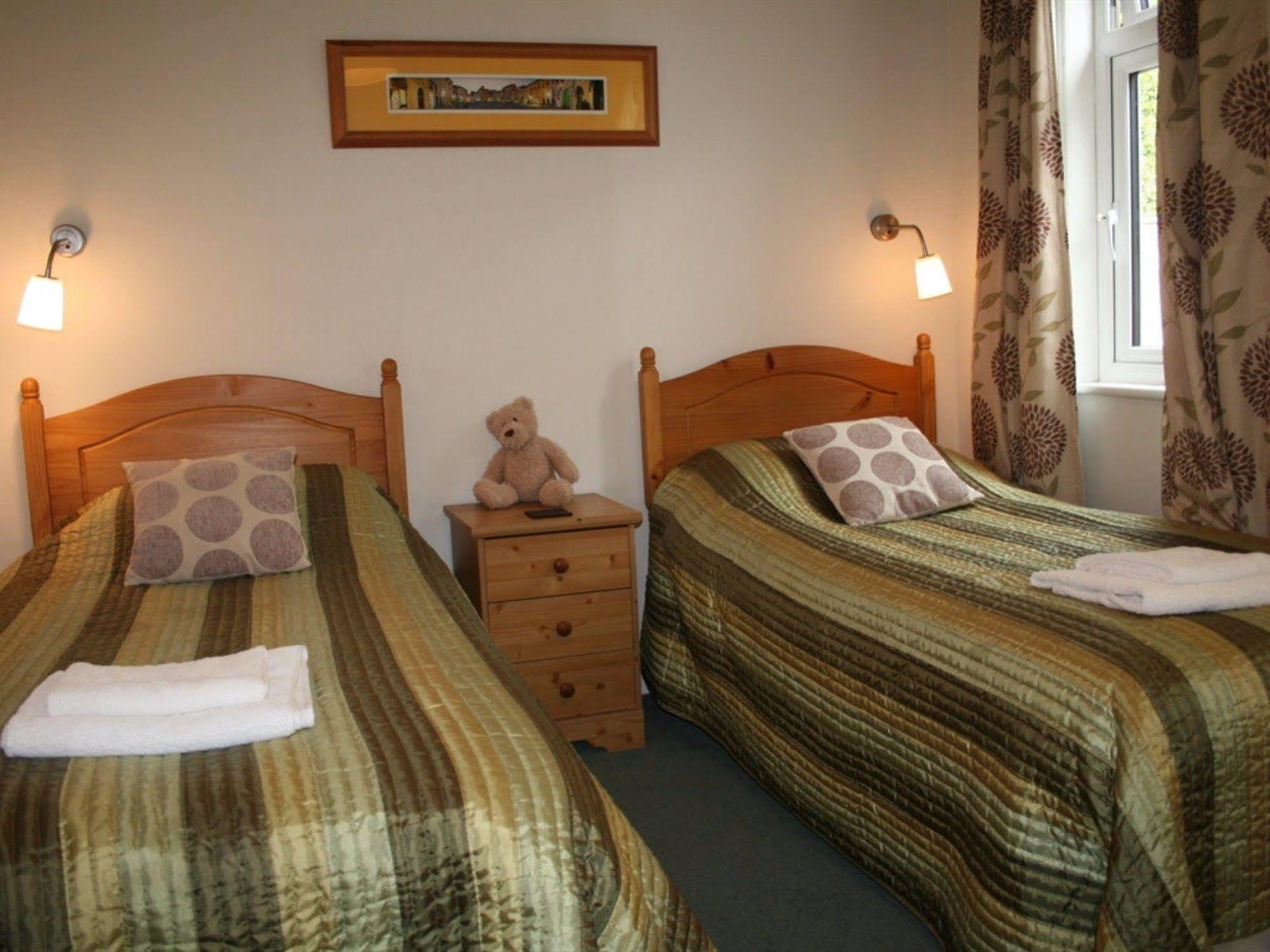 The Manor Guest House York Buitenkant foto