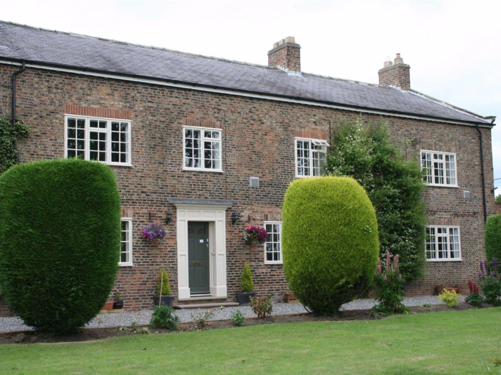 The Manor Guest House York Buitenkant foto