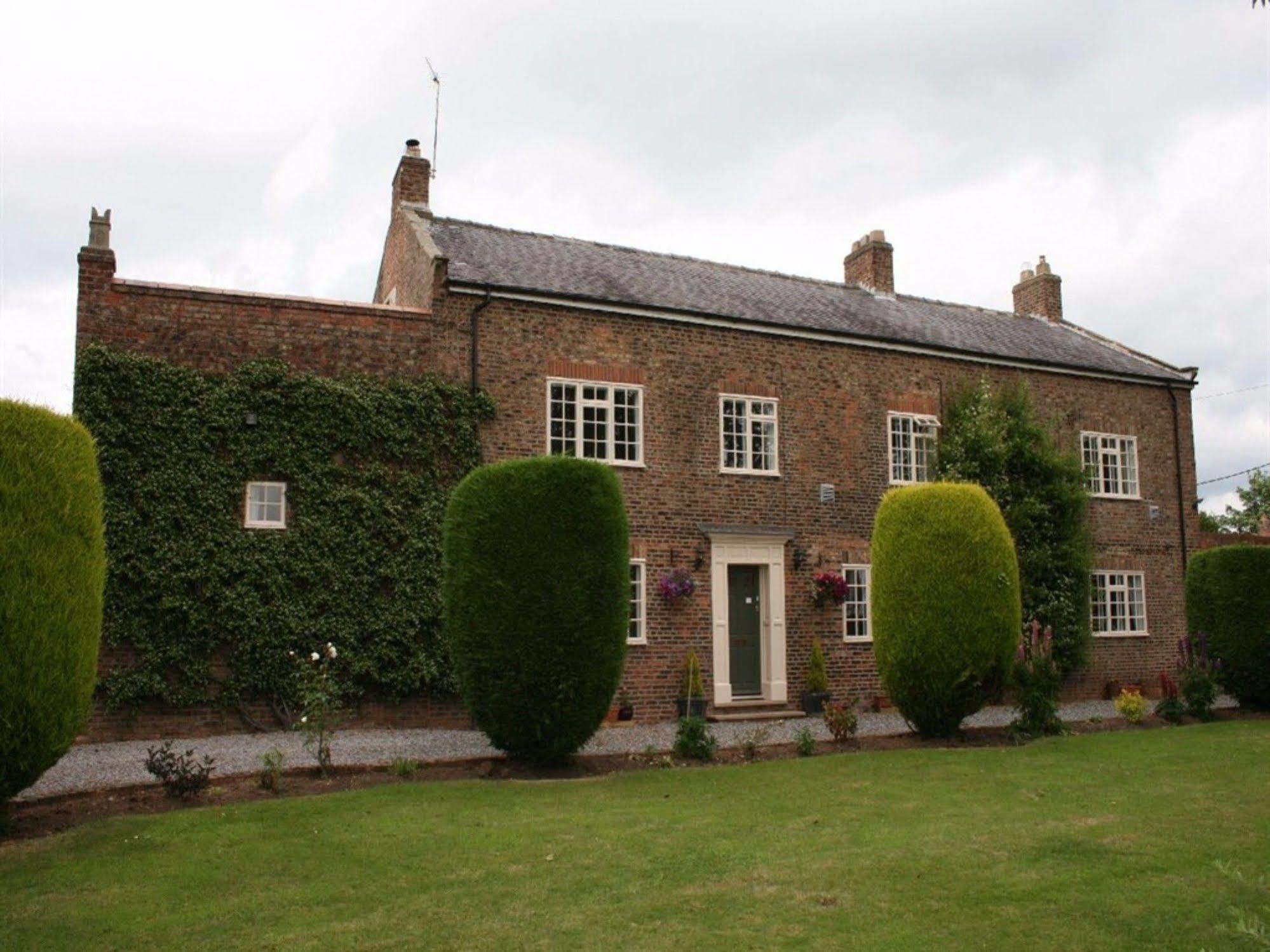 The Manor Guest House York Buitenkant foto